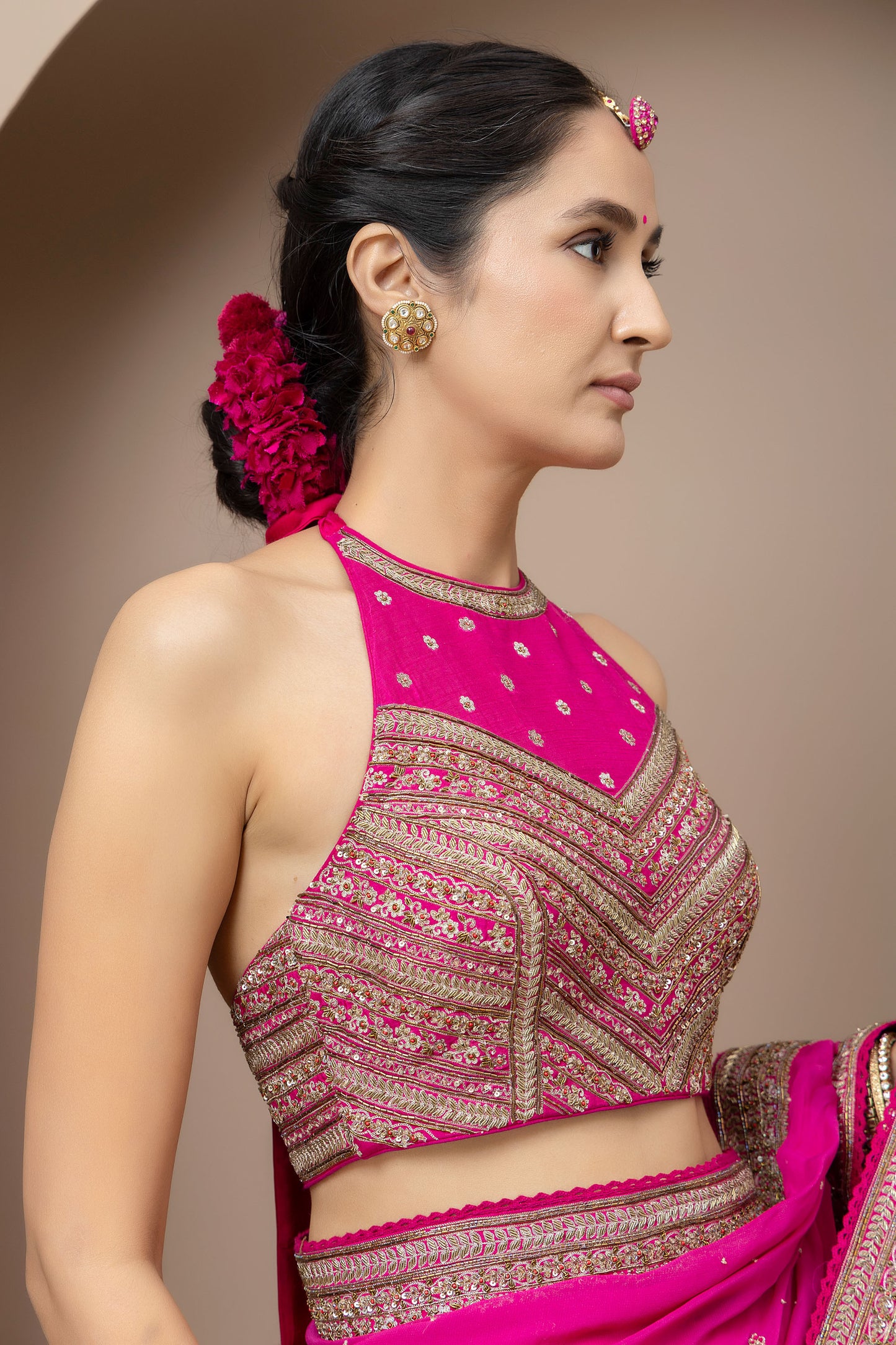 MMD/GUL/105 Gulab halter embroidered dupion blouse with a gul naar ambi georgette saree.